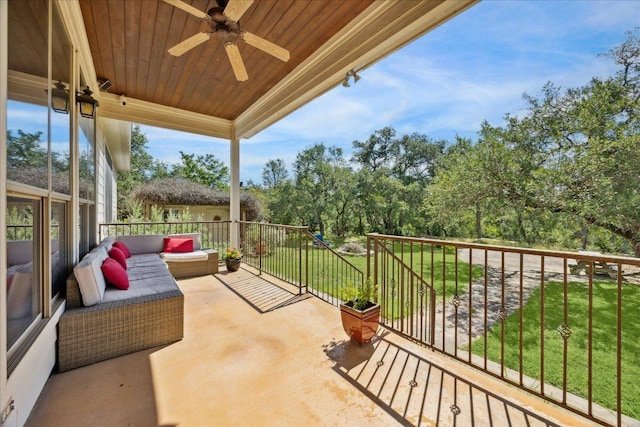 301 Sundance Trl, Dripping Springs, TX 78620 - photo 27