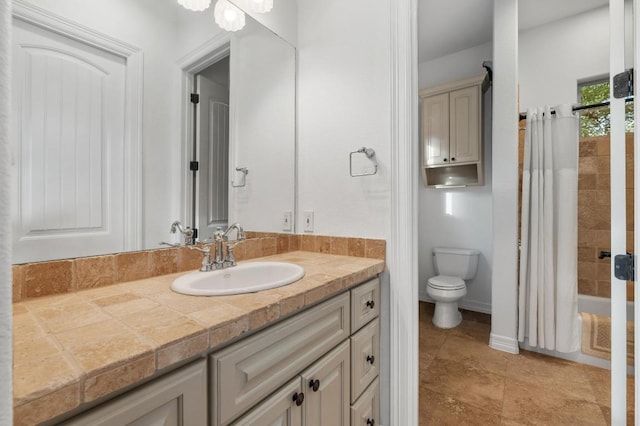 1006 Foothills Dr, Dripping Springs, TX 78620 - full bathroom featuring vanity and shower / bath combination with curtain