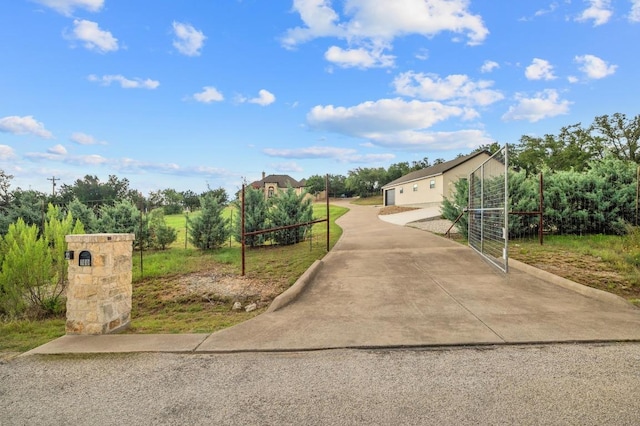 1006 Foothills Dr, Dripping Springs, TX 78620 - view of front of property