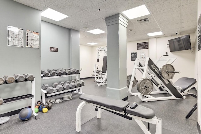 40 N Interstate 35 Hwy Unit 5B2, Austin, TX 78701 - gym featuring a paneled ceiling