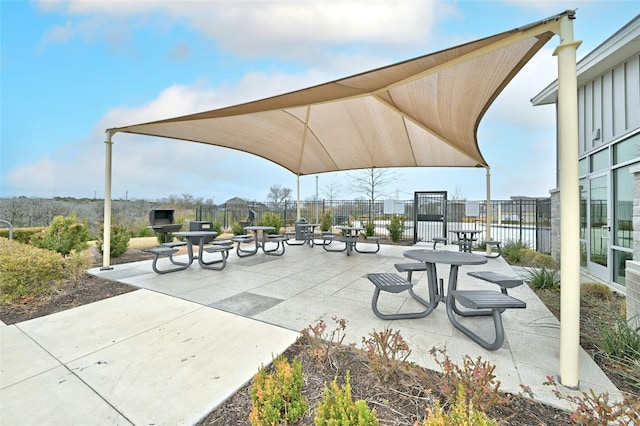 7713 Saddle Up Dr, Austin, TX 78724 - view of home's community featuring a patio