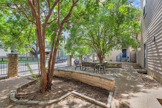 2414 Longview St Unit 101, Austin, TX 78705 - view of yard with a patio