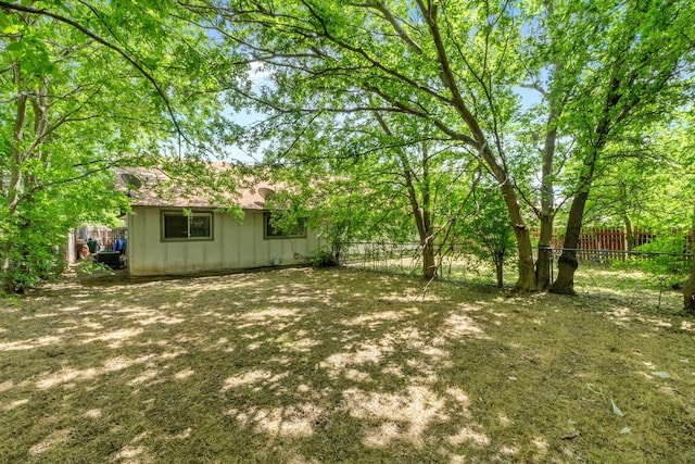 10706 Topperwein Dr, Austin, TX 78758 - view of yard