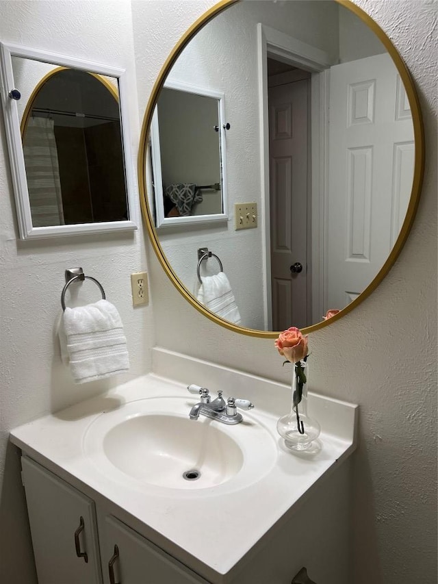 6506 Clubway Ln, Austin, TX 78745 - bathroom featuring vanity