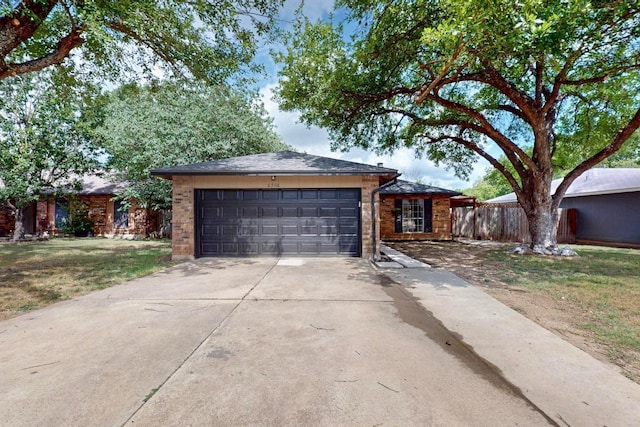 6506 Clubway Ln, Austin, TX 78745 - photo 1