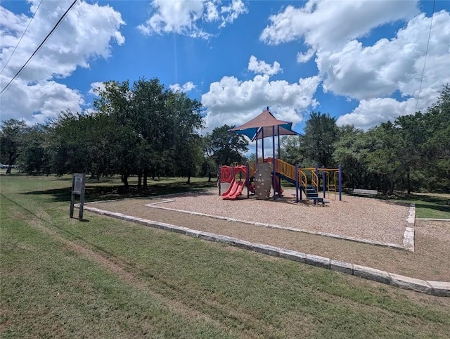1928 Ramona Cir, San Marcos, TX 78666 - community playground featuring a lawn