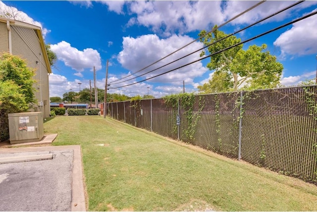 1101 Grove Blvd Unit 102, Austin, TX 78741 - view of yard
