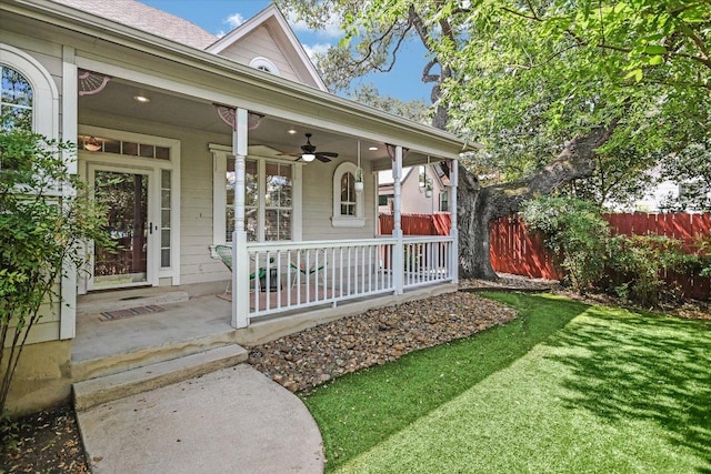 2211 Wilson St, Austin, TX 78704 - entrance to property with a ceiling fan and covered porch