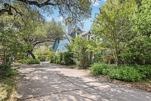 2211 Wilson St, Austin, TX 78704 - view of side of property