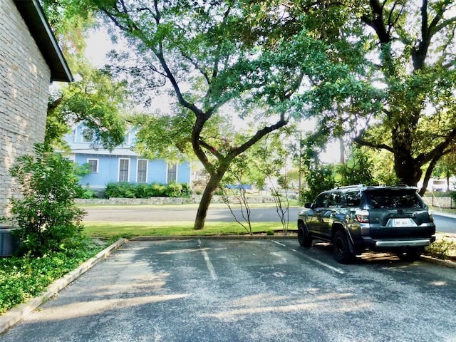 601 Hearn St Unit 207, Austin, TX 78703 - photo 24