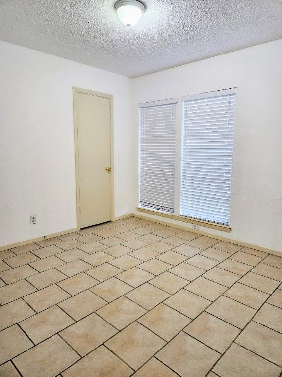 5203 Gladstone Dr, Austin, TX 78723 - photo 9
