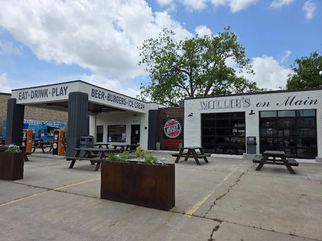 2874 Fm 1704, Elgin, TX 78621 - view of commercial property with a garage