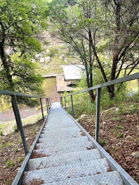 19426 Fisher Ln, Spicewood, TX 78669 - photo 40