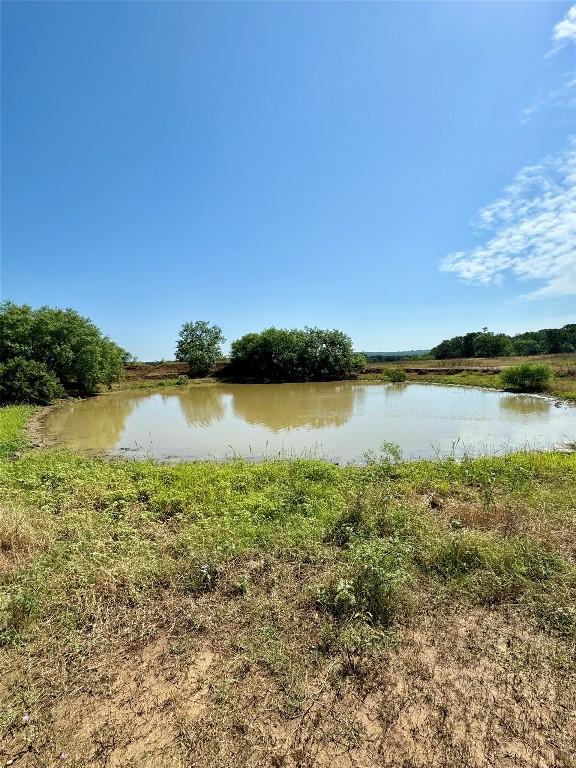 5411 Tenney Creek Rd, Luling, TX 78648