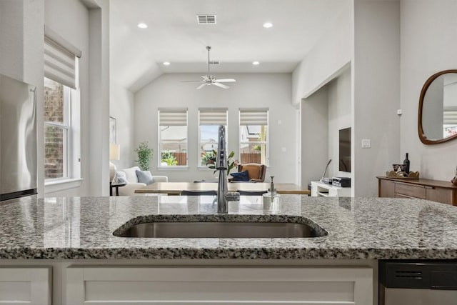 2210 Ambling Trl, Georgetown, TX 78628 - photo 9