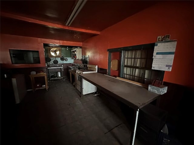 1407 Grand Ave, Big Wells, TX 78830 - cinema featuring beam ceiling