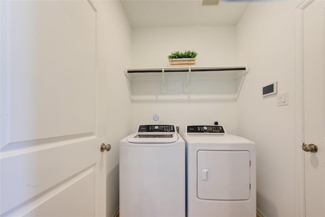 2928 Tantara Dr, Katy, TX 77493 - laundry room with independent washer and dryer
