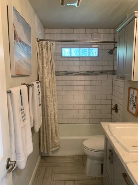 6004 Blythewood Dr, Austin, TX 78745 - bathroom featuring shower / tub combo with curtain and vanity