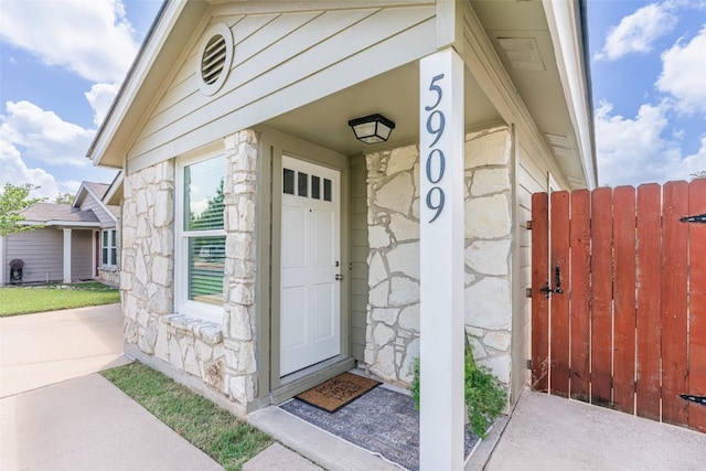 5909 Kevin Kelly Pl, Austin, TX 78727 - photo 3