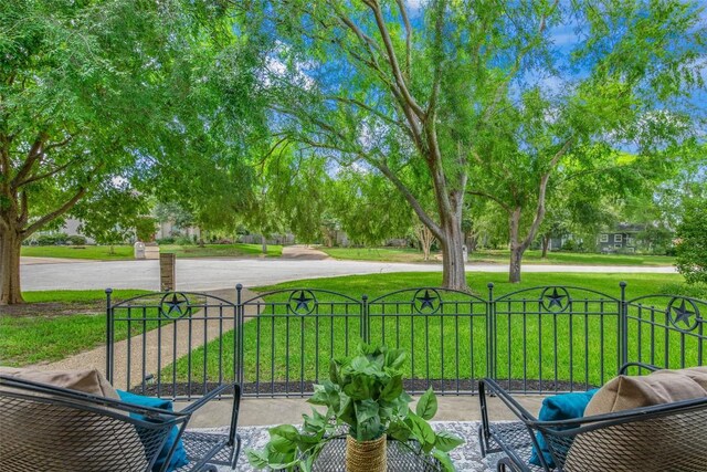 1002 Capistrano Ct, College Station, TX 77845 - photo 5