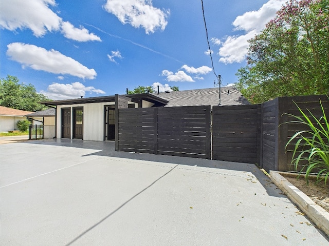 6108 Shadow Valley Dr Unit B, Austin, TX 78731 - view of gate