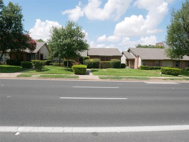 1501 W Braker Ln Unit 1262B, Austin, TX 78758 - view of front of property with a front yard