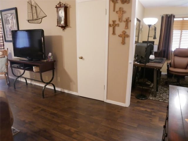 1501 W Braker Ln Unit 1262B, Austin, TX 78758 - living area with wood finished floors and an office area