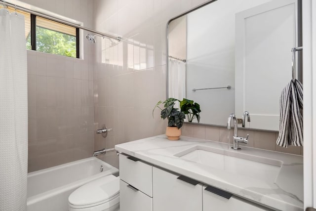 1911 Piedmont Ave, Austin, TX 78757 - full bathroom with vanity and shower / bathtub combination with curtain