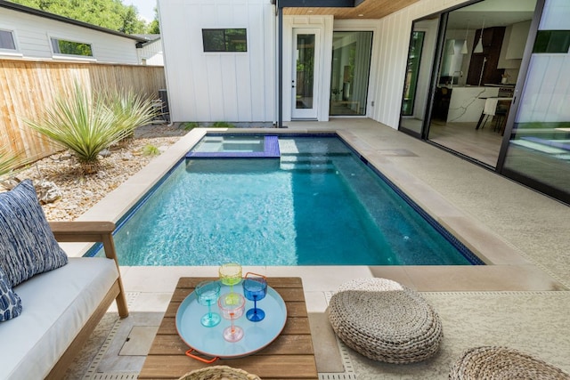 1911 Piedmont Ave, Austin, TX 78757 - view of pool featuring a pool with connected hot tub