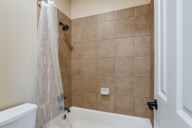 2944 Saint Federico Way, Round Rock, TX 78665 - bathroom featuring toilet and shower / tub combo