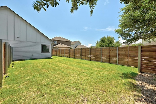 5512 Baythorne Dr, Austin, TX 78747 - view of fenced backyard