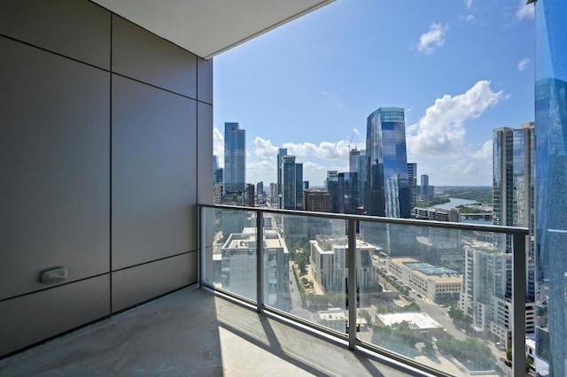 501 W Ave Unit 3201, Austin, TX 78701 - balcony with a view of skyline