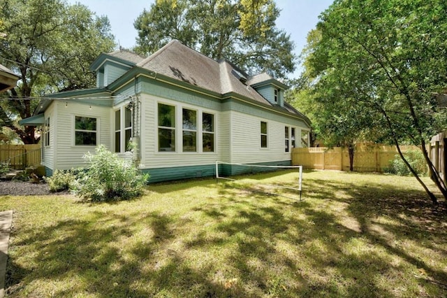 200 Garwood St, Smithville, TX 78957 - back of property