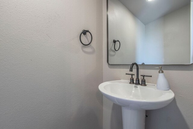14596 Touchstone Rd Unit 3, Atascosa, TX 78002 - bathroom with a sink