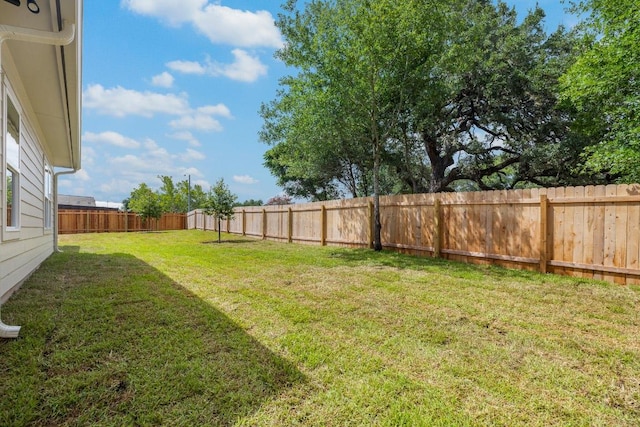 271 S College St, La Grange, TX 78945 - view of fenced backyard