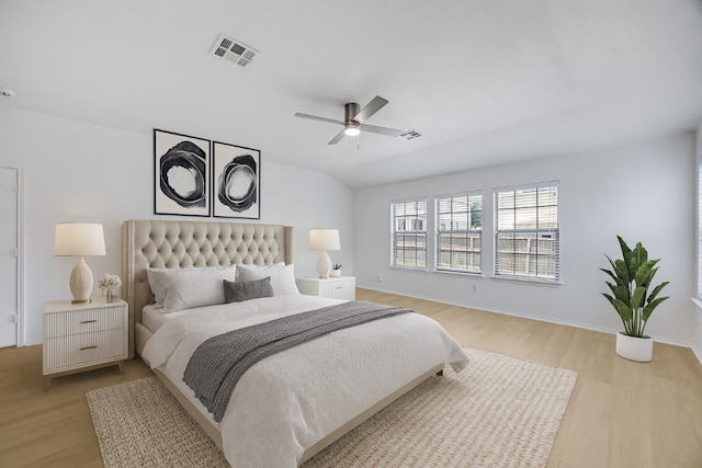 19700 San Chisolm Dr, Round Rock, TX 78664 - bedroom featuring light wood finished floors, lofted ceiling, and a ceiling fan