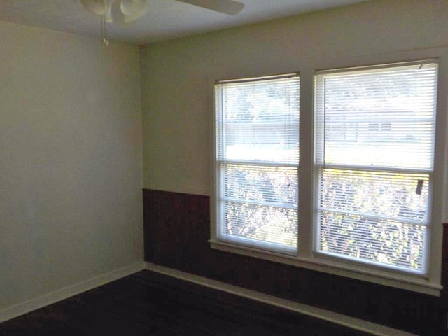 1721 E 32nd St, Austin, TX 78722 - unfurnished room featuring a ceiling fan and baseboards