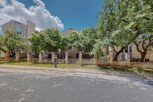2414 Longview St Unit 102, Austin, TX 78705 - photo 8