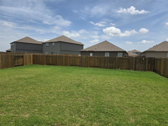 16416 Farmhouse Ln, Elgin, TX 78621 - view of fenced backyard