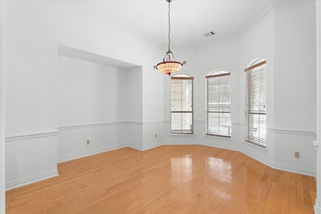 2905 Post River Rd, Cedar Park, TX 78613 - empty room featuring light wood-type flooring and ornamental molding