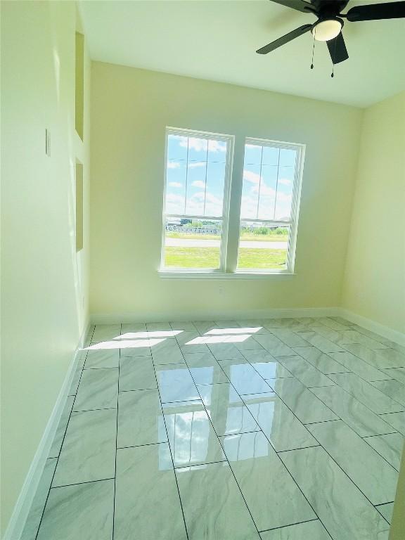 238 Twin Creeks Cir, Del Valle, TX 78617 - photo 9