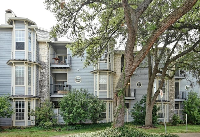 3111 Tom Green St Unit 203, Austin, TX 78705 - view of building exterior