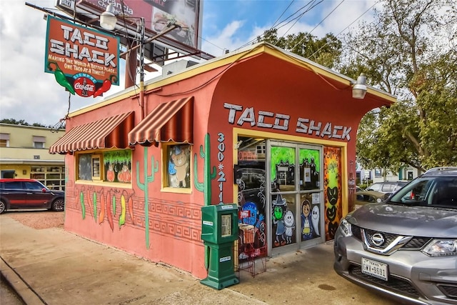 4206 Sinclair Ave, Austin, TX 78756 - view of building exterior