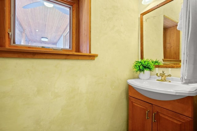 913 Taulbee Ln, Austin, TX 78757 - bathroom with vanity