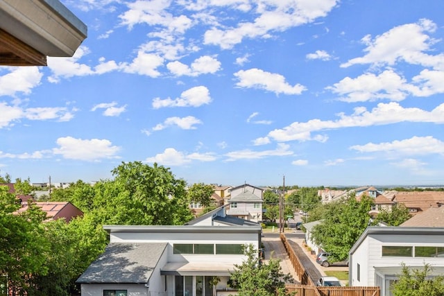 913 Taulbee Ln, Austin, TX 78757 - view of balcony