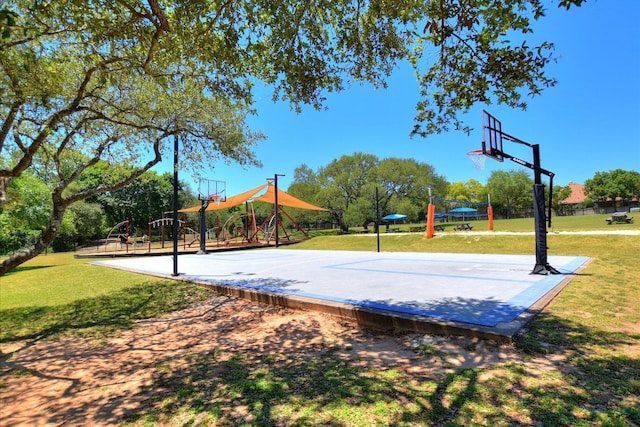 10320 Hansa Cv, Austin, TX 78739 - view of basketball court featuring community basketball court and a yard