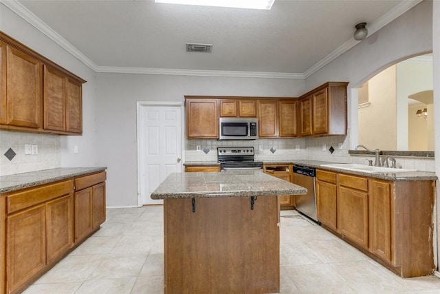 9502 Raton Fls, San Antonio, TX 78245 - photo 7