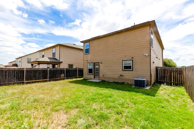 9104 Single Bend Trl, Temple, TX 76502 - back of property with a fenced backyard