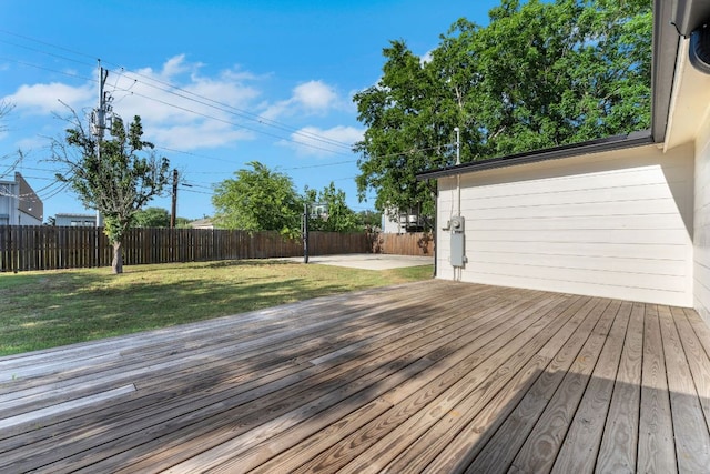 215 Paulus St, Schulenburg, TX 78956 - wooden terrace with a fenced backyard