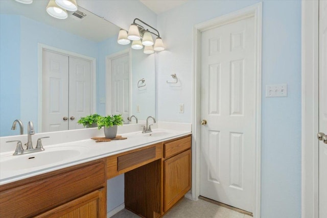 1811 Indian Summer Pass, Round Rock, TX 78665 - bathroom with double vanity